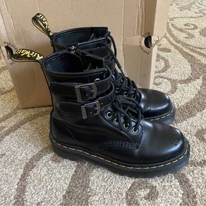 dr. martens 1460 8-eye bex buckle boot